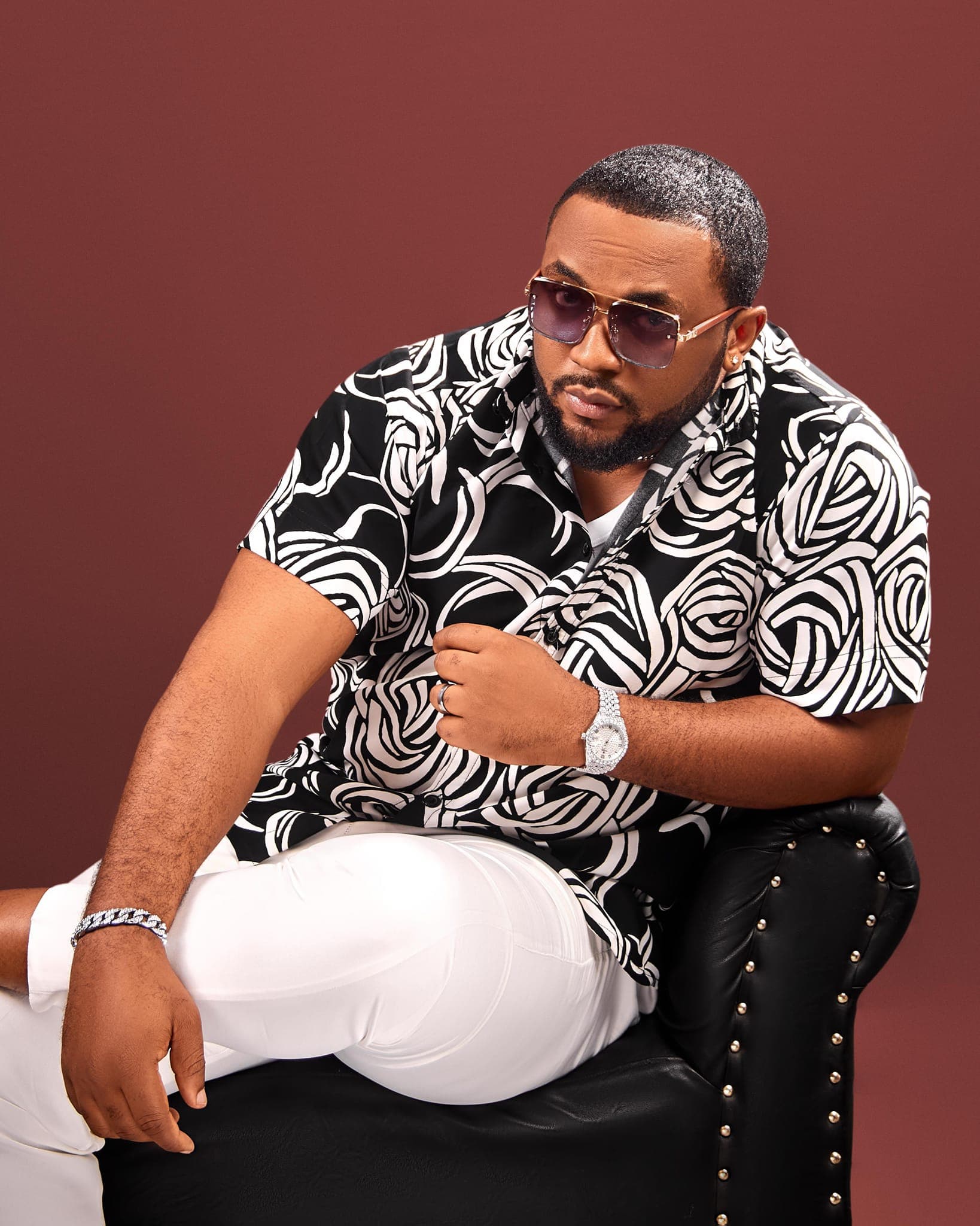 Bestselling Novelist